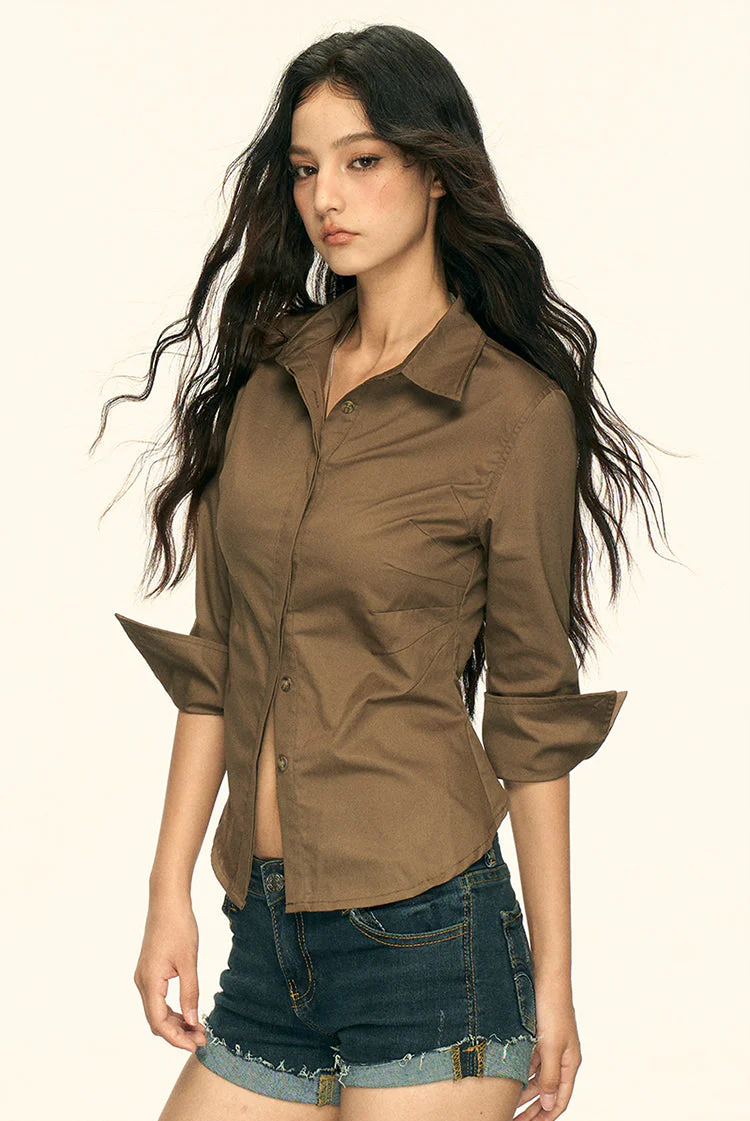 Fitted Button-Up Shirt with Pointed Cuffs - Image 6