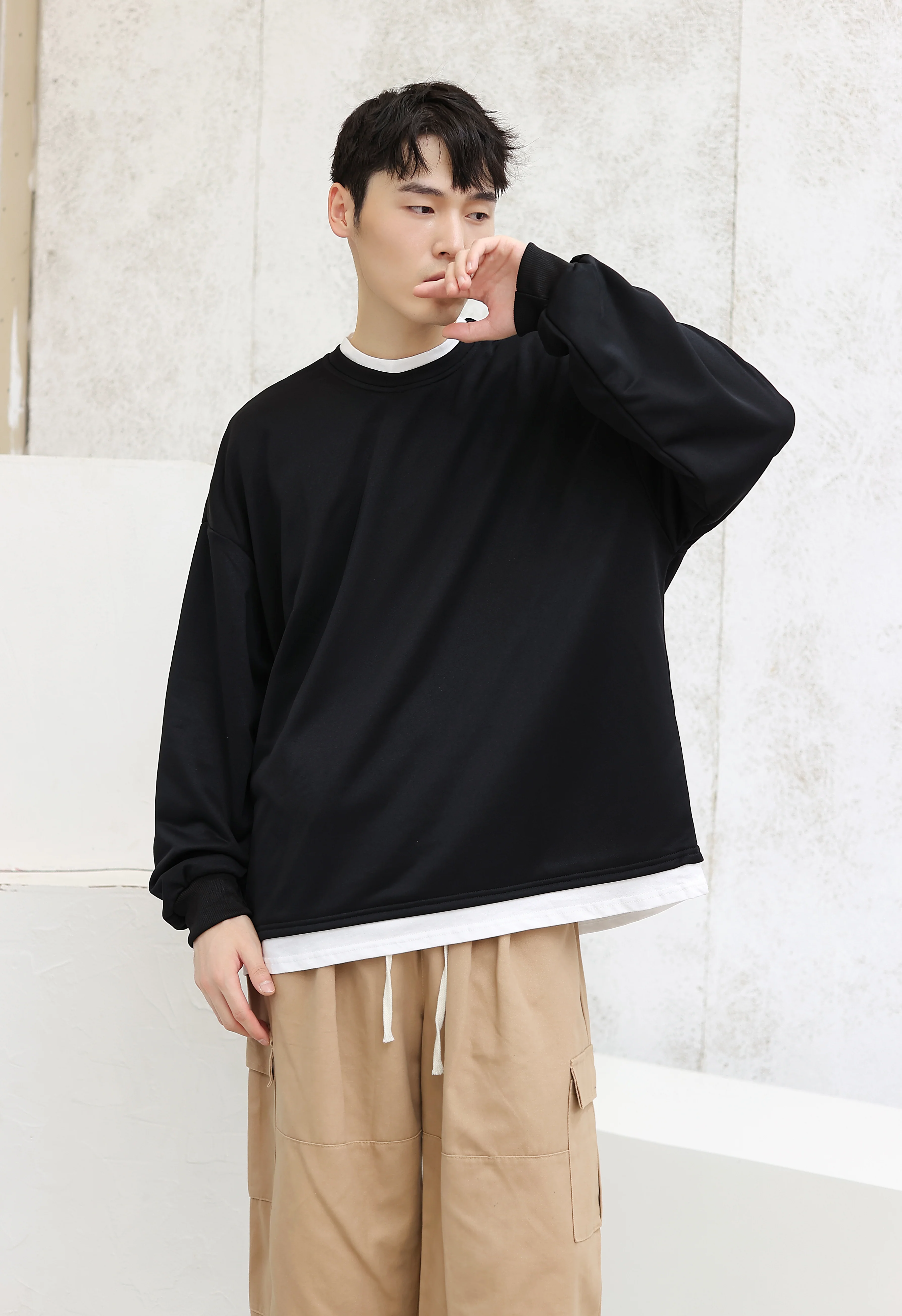 Oversized Mock Two-Piece Long-Sleeve Tee - Image 5