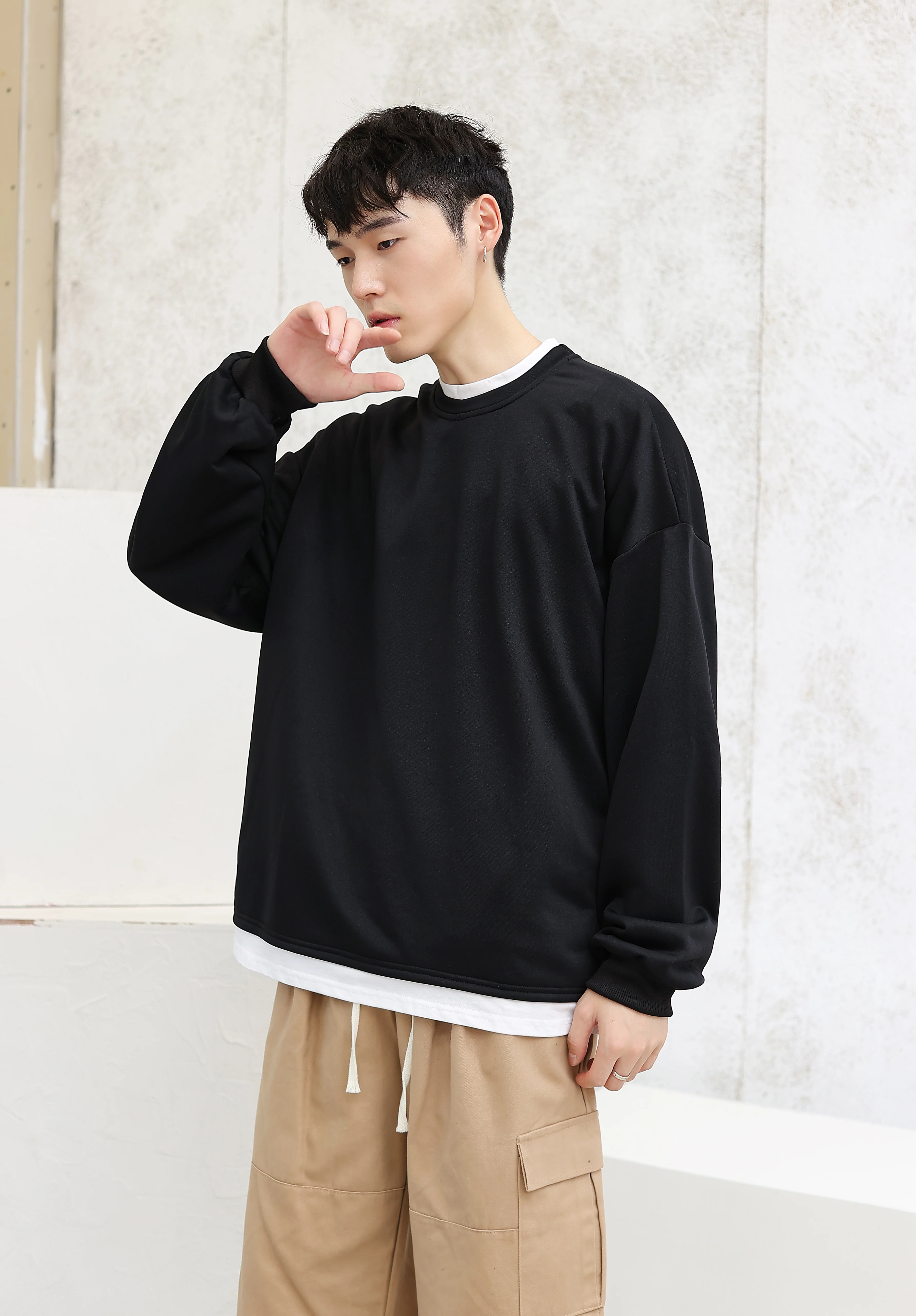 Oversized Mock Two-Piece Long-Sleeve Tee - Image 7