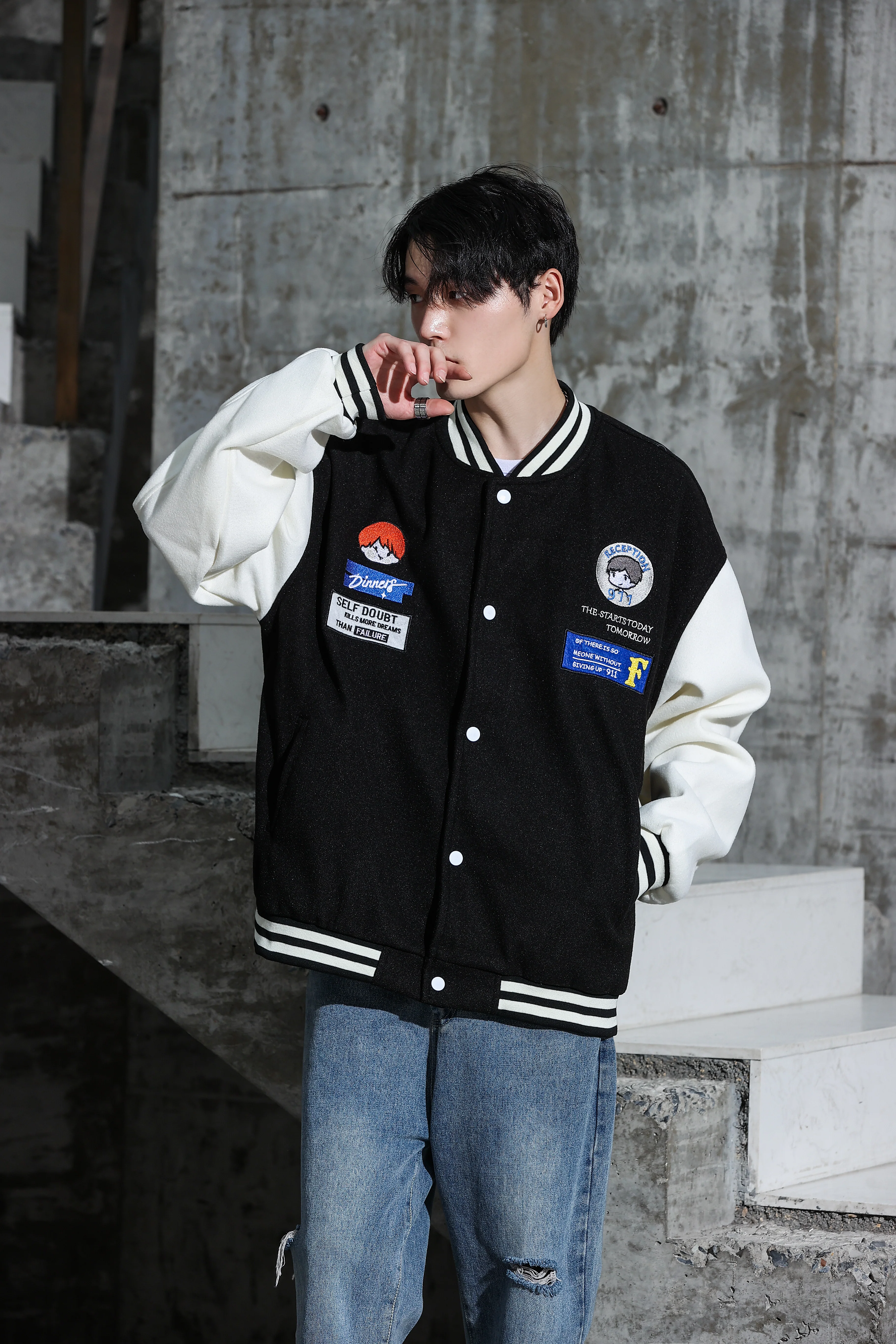 Oversized Vintage Graphic Baseball Jacket - Image 4