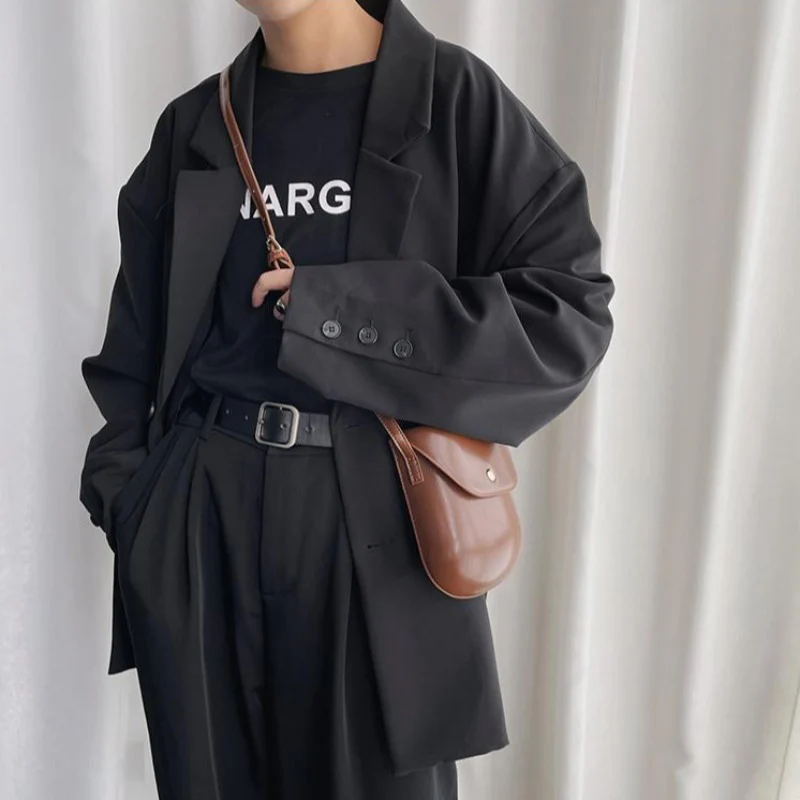 Rounded Mini Crossbody Bag - Image 10