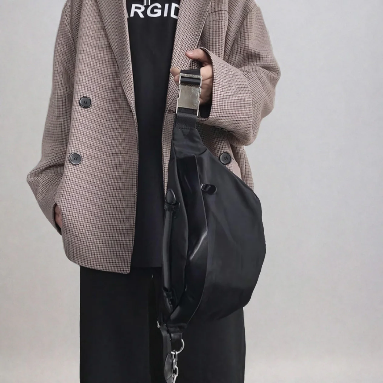 Semi-Glossy Crossbody Medium Bum Bag - Image 8