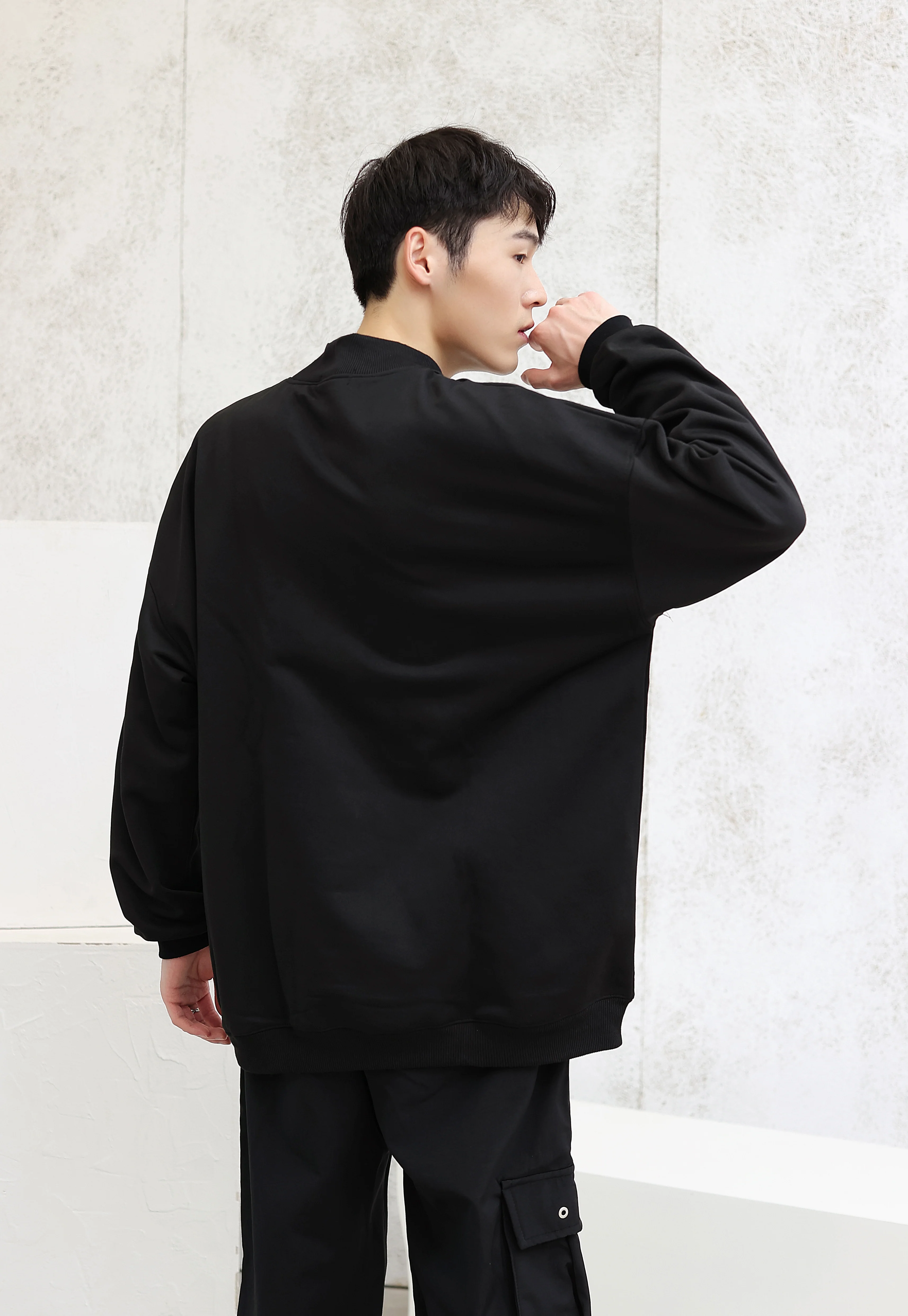 Semi-Turtleneck Oversized Sweatshirt - Image 11