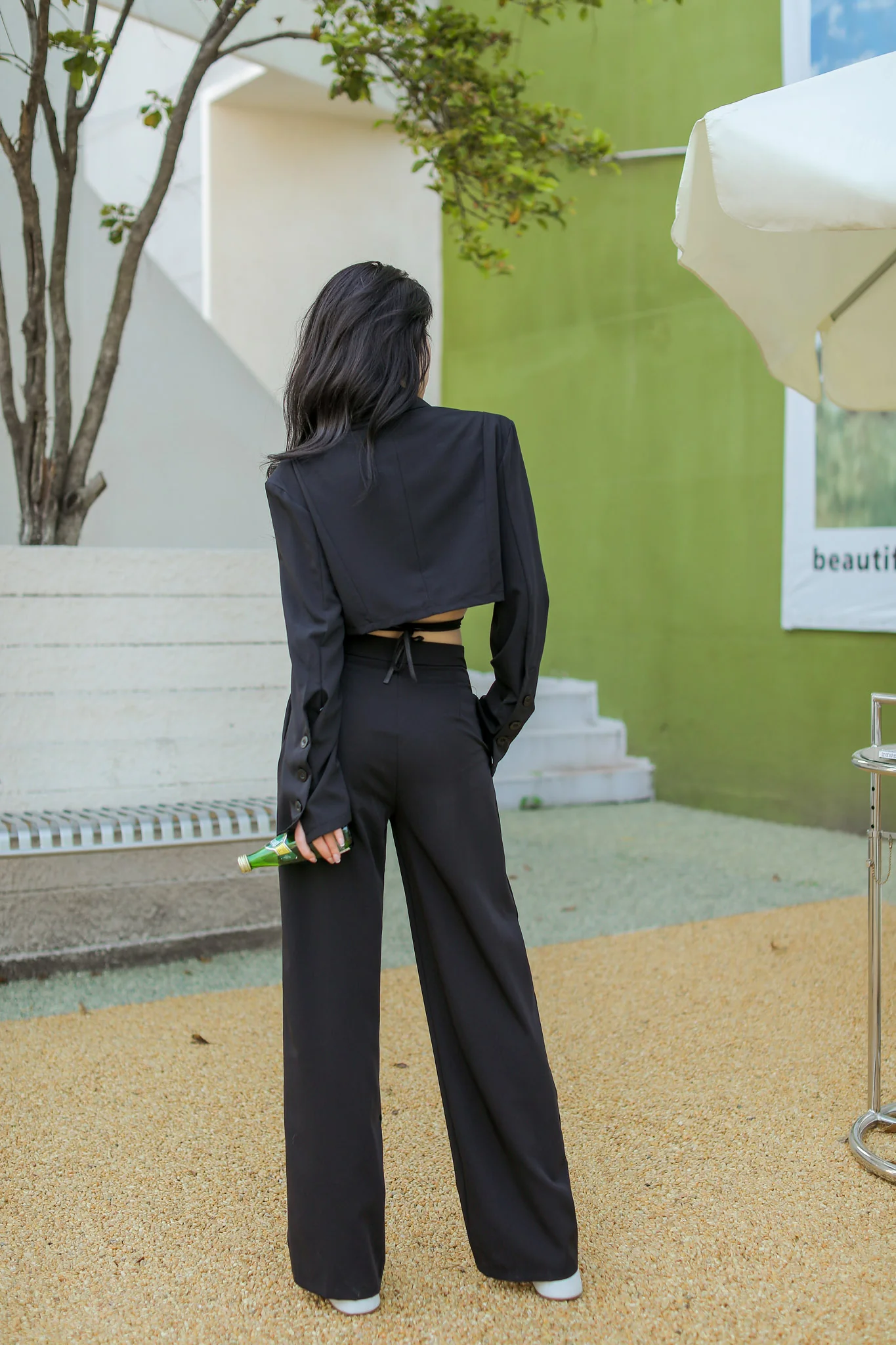 Slim Cropped Blazer with Rounded Hem Two-Piece Suit Set - Image 14