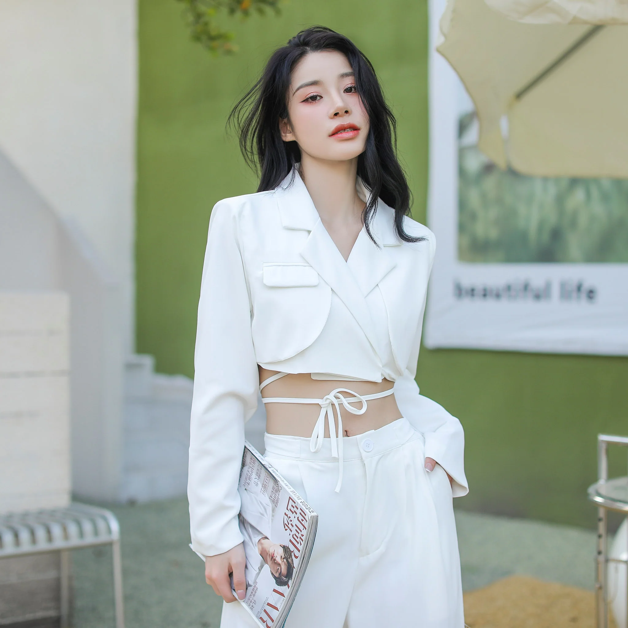 Slim Cropped Blazer with Rounded Hem Two-Piece Suit Set - Image 28