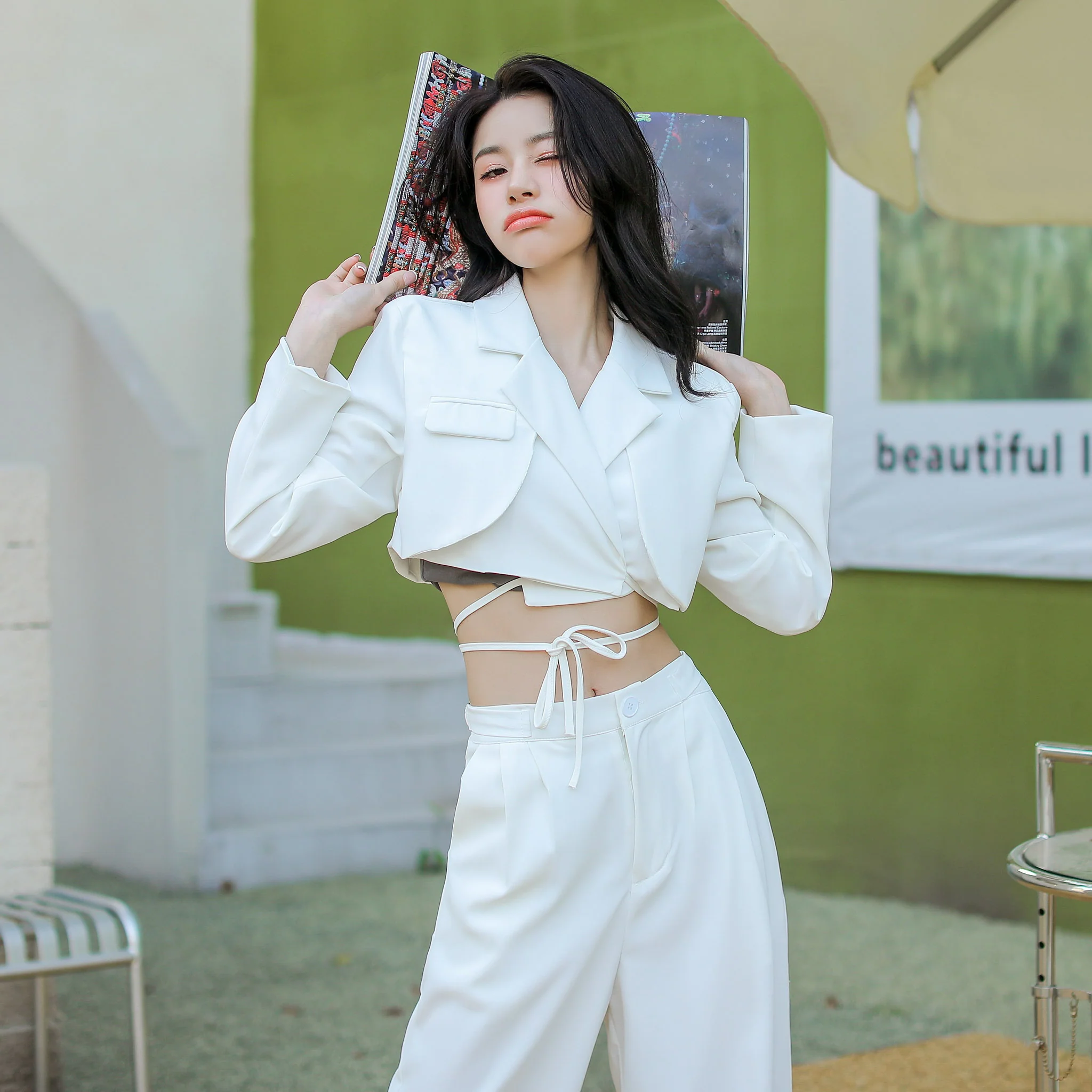 Slim Cropped Blazer with Rounded Hem Two-Piece Suit Set - Image 32