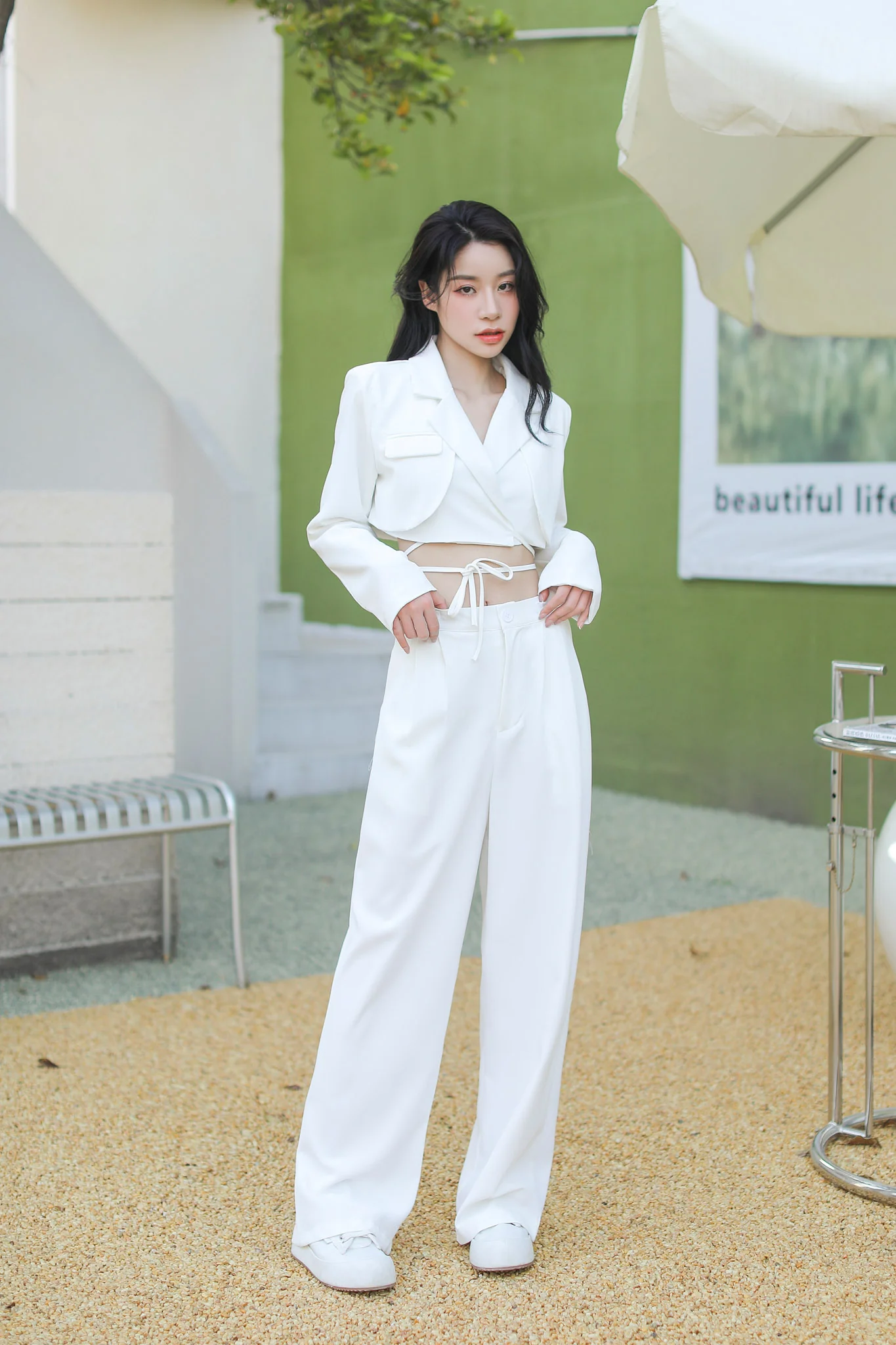 Slim Cropped Blazer with Rounded Hem Two-Piece Suit Set - Image 39