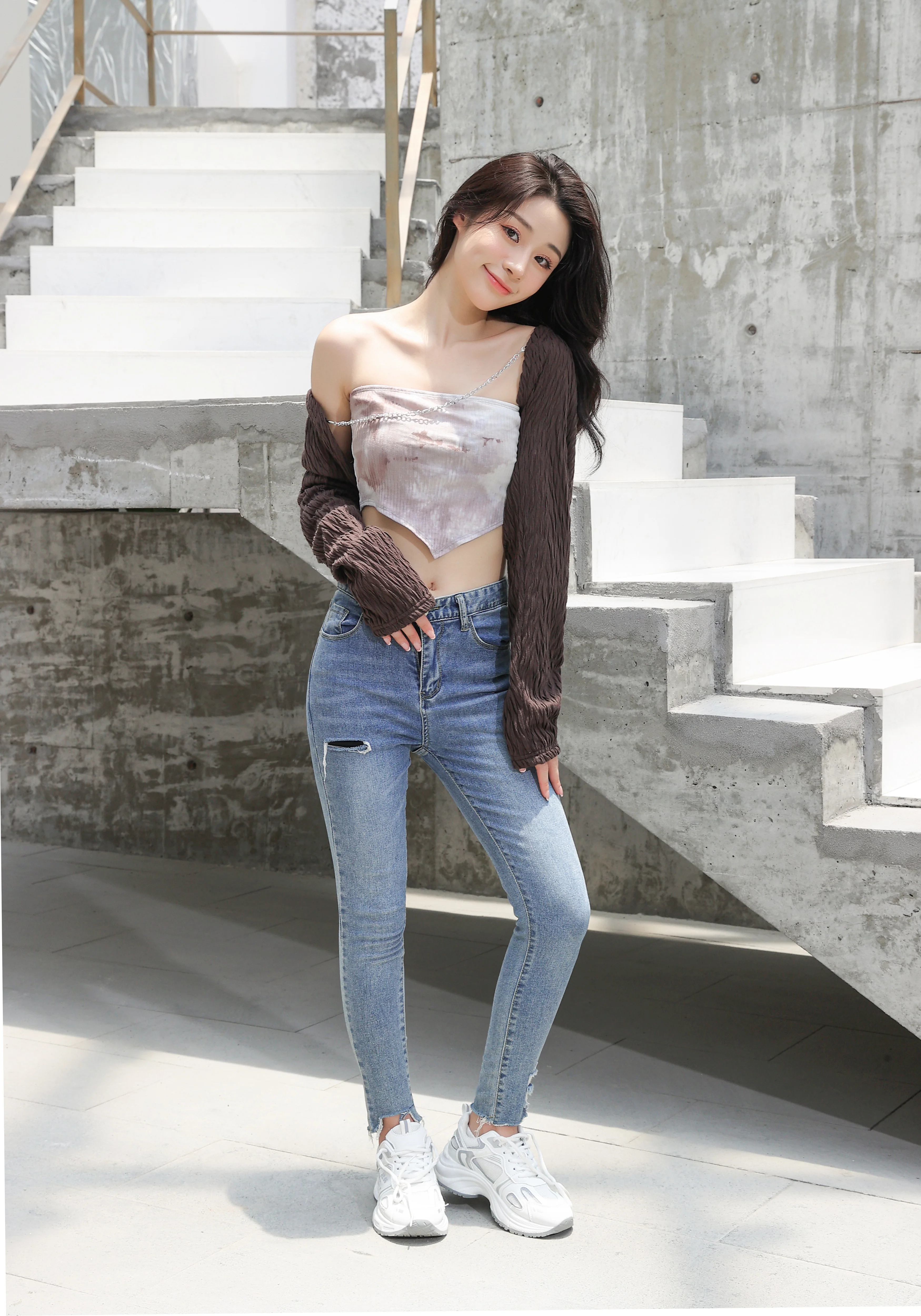 Textured Chain-Linked Shrug and Tie-Dye Crop Top - Image 17