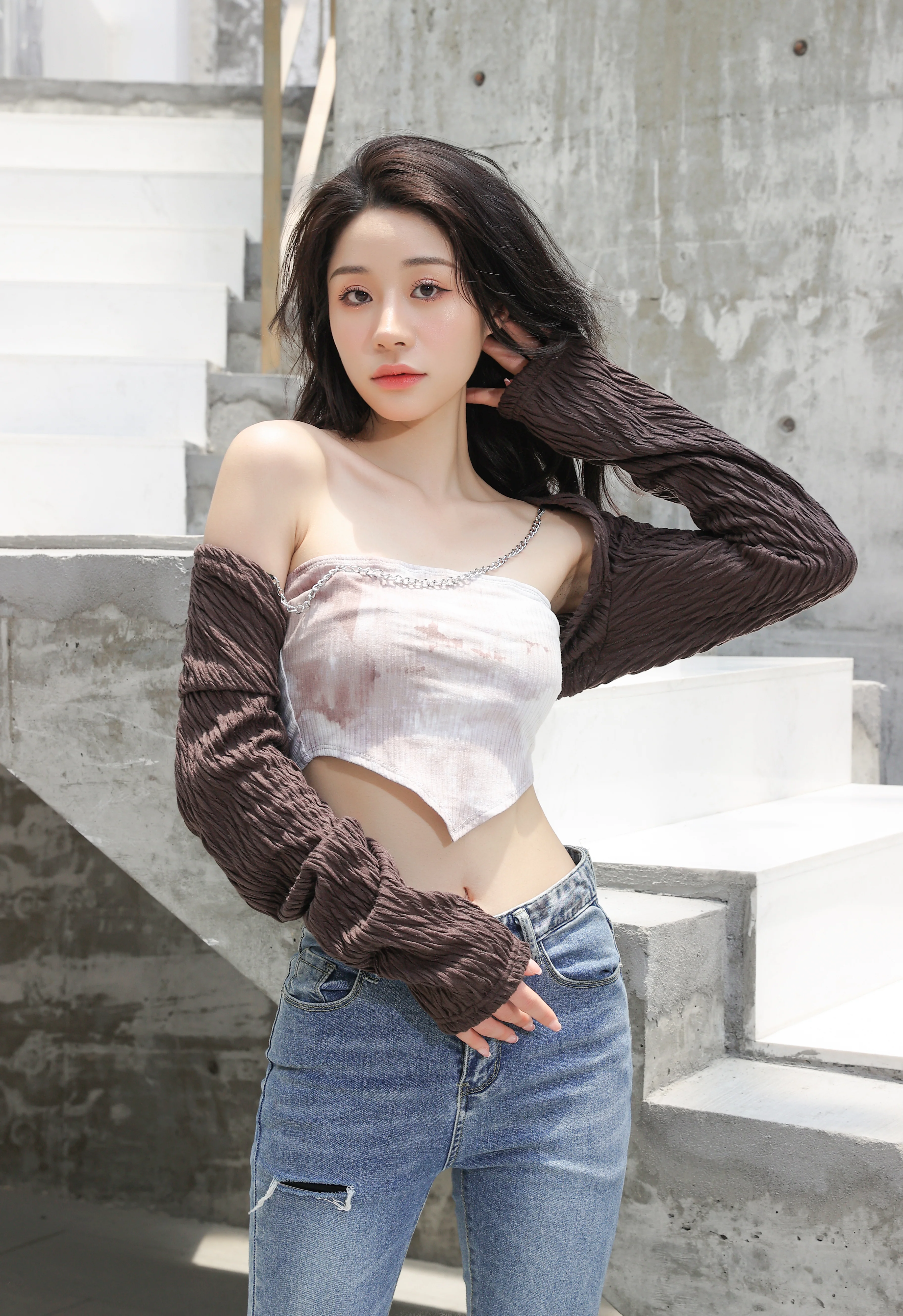 Textured Chain-Linked Shrug and Tie-Dye Crop Top - Image 4